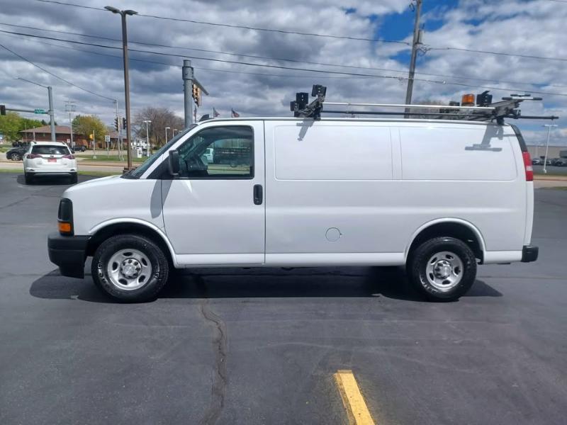 chevrolet express cargo 2017 1GCWGAFF7H1281372 image chevrolet express cargo 2017 1GCWGAFF7H1281372 image